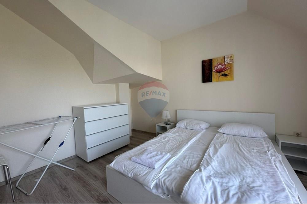 Апартамент - За продажба - гр. Варна, Област Варна, България - mezonet11.jpg - Родителска спалня - 360391003-72