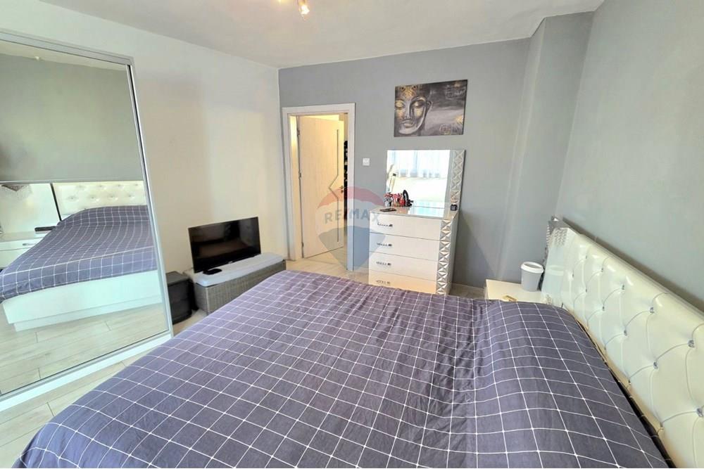 Мезонет - За продажба - гр. Варна, Област Варна, България - viber_image_2025-12-22_16-05-24-292.jpg - Родителска спалня - 360511018-25