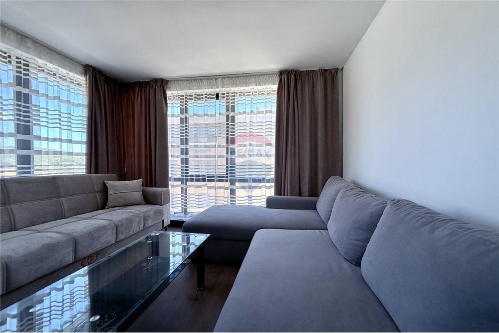 Апартамент - За продажба - гр. Варна, Област Варна, България - Слънчева всекидневна и трапезария с кухненски бокс с частична морска гледка и изход към обща открита панорамна тераса - Всекидневна/Трапезария - 360321025-247