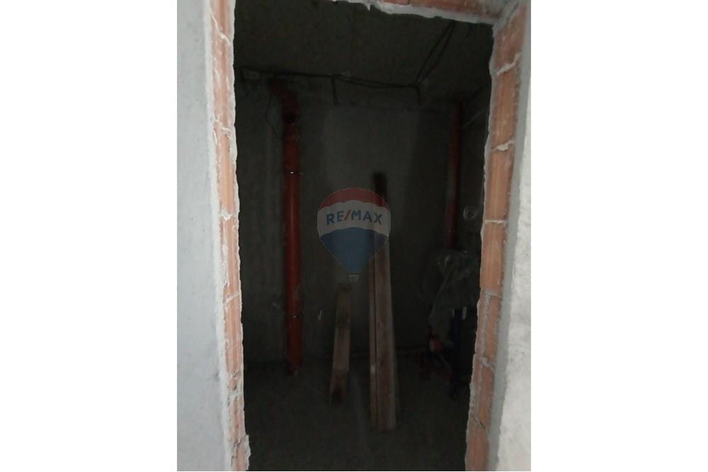 Апартамент - За продажба - гр. Варна, Област Варна, България - IMG_20251017_145549.jpg - 360481026-8