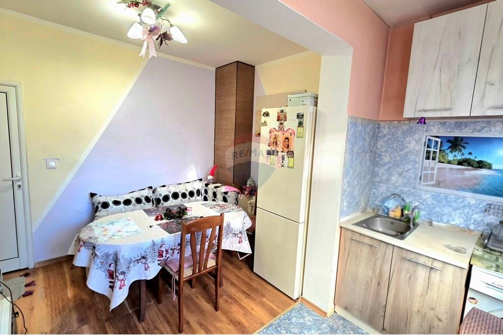 Апартамент - Под наем - гр. Варна, Област Варна, България - viber_image_2025-12-23_22-03-54-809.jpg - Всекидневна - 360511018-26