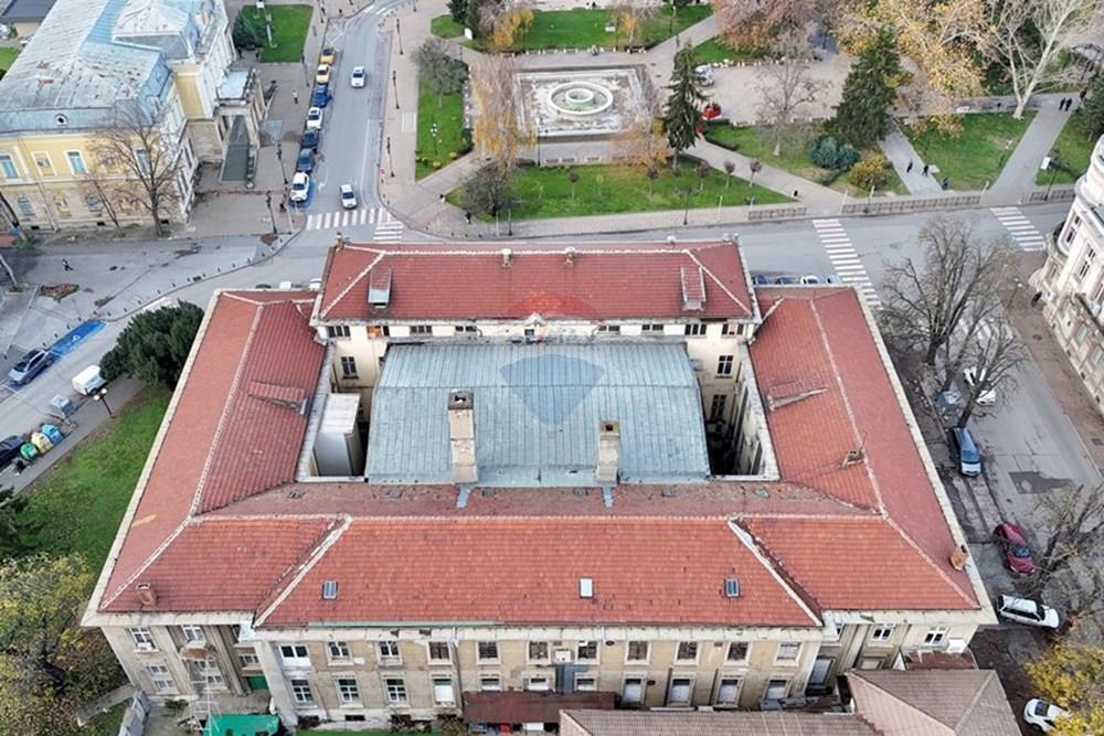 Офис сграда - Под наем - гр. Русе, Област Русе, България - dji_fly_20251204_153300_0742_1765885384043_photo.JPEG - 360451033-113