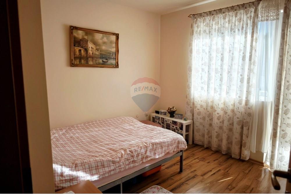 Вила - За продажба - гр. Каварна, Област Добрич, България - Изображение от WhatsApp на 2025-07-21 в 18.25.14_82c17c3c.jpg - 360391052-16