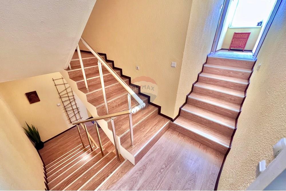 Къща близнак - Под наем - гр. Варна, Област Варна, България - IMG_5961.jpeg - 360391002-82