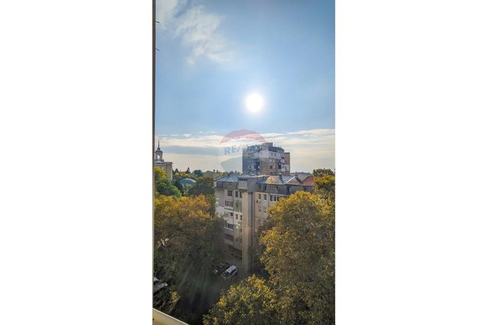 Апартамент - Под наем - гр. Варна, Област Варна, България - гледка от южен балкон.jpg - 360301017-95