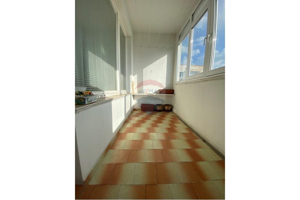 Апартамент - Под наем - гр. Варна, Област Варна, България - viber_image_2025-11-24_13-41-26-840.jpg - Балкон - 360511011-11