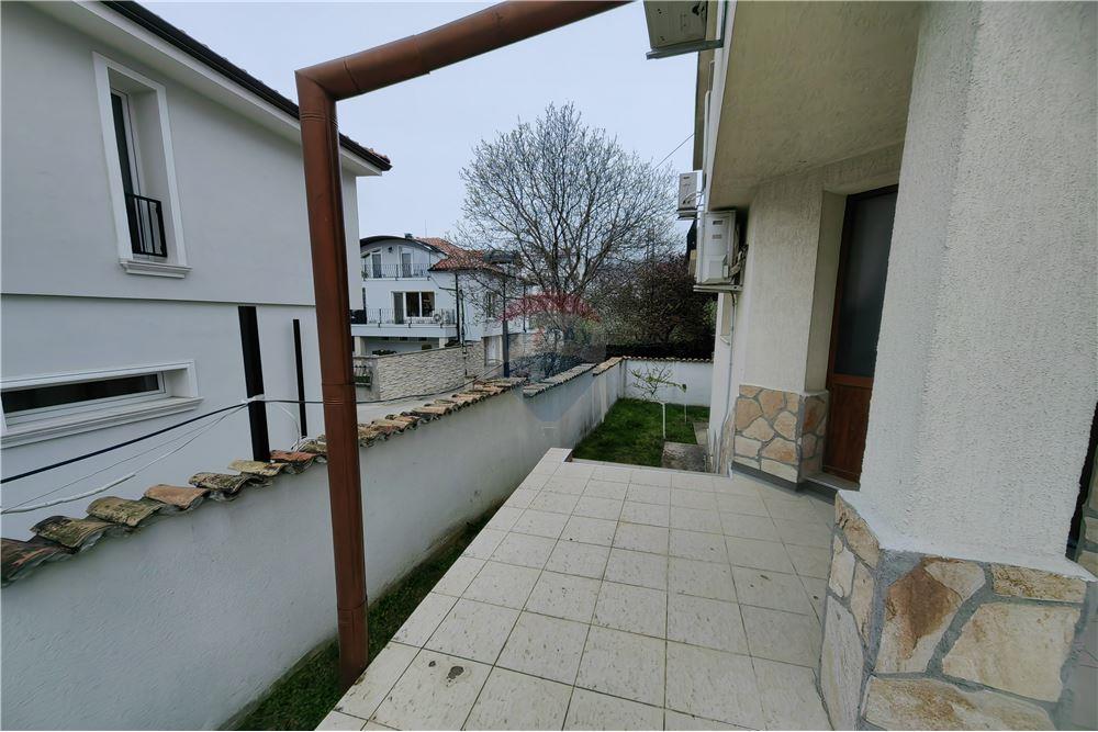 Етаж от къща - Под наем - гр. Варна, Област Варна, България - 24 - 360471021-47