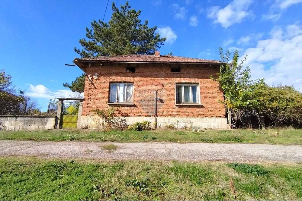 Селска къща - За продажба - с. Горно Абланово, Област Русе, България - viber_image_2025-10-28_16-58-13-933.jpg - 360451035-82