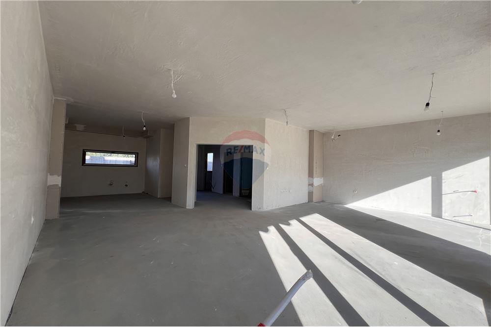 Градска къща - За продажба - гр. София, Област София град, България - 41 - 360241007-97