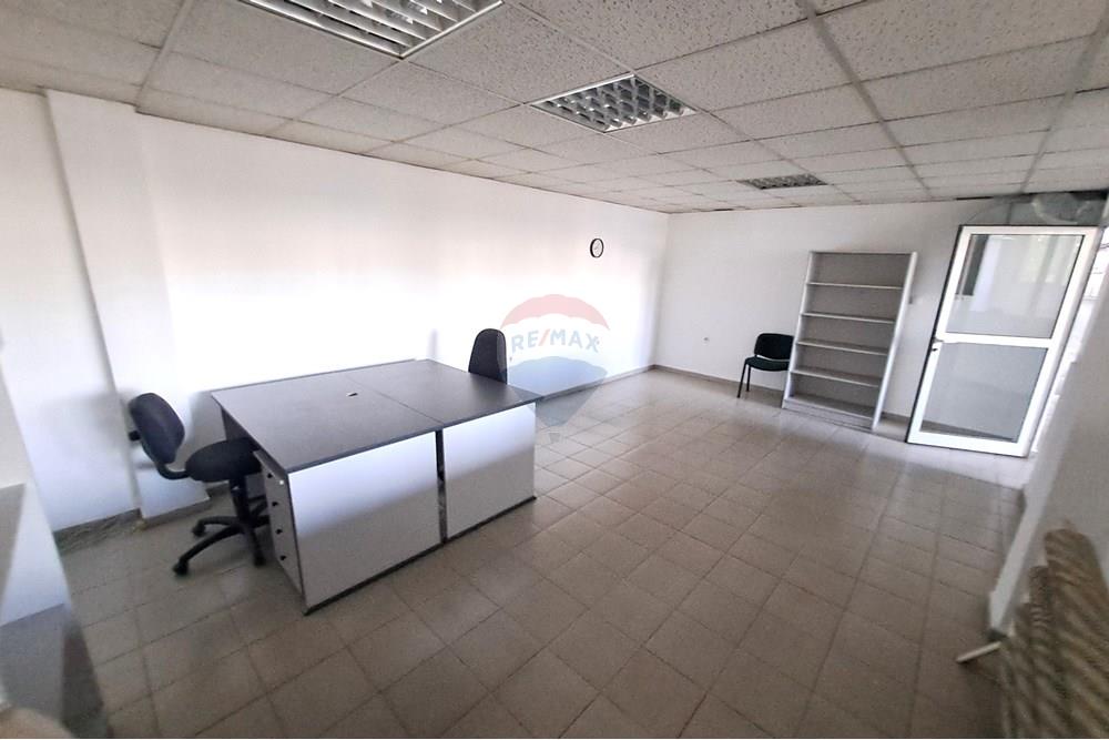 Индустриална сграда - Под наем - гр. Русе, Област Русе, България - 20251021_140251.JPG - 360451036-38