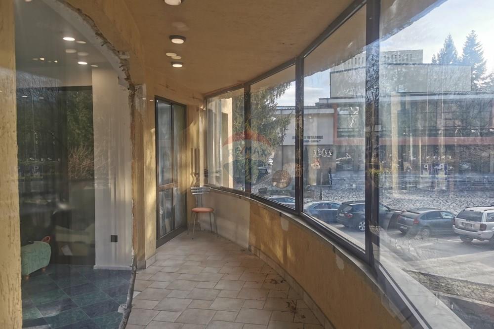 Търговски обект/Магазин - Под наем - гр. Разлог, Област Благоевград, България - IMG_20260109_144306.jpg - 360421019-38