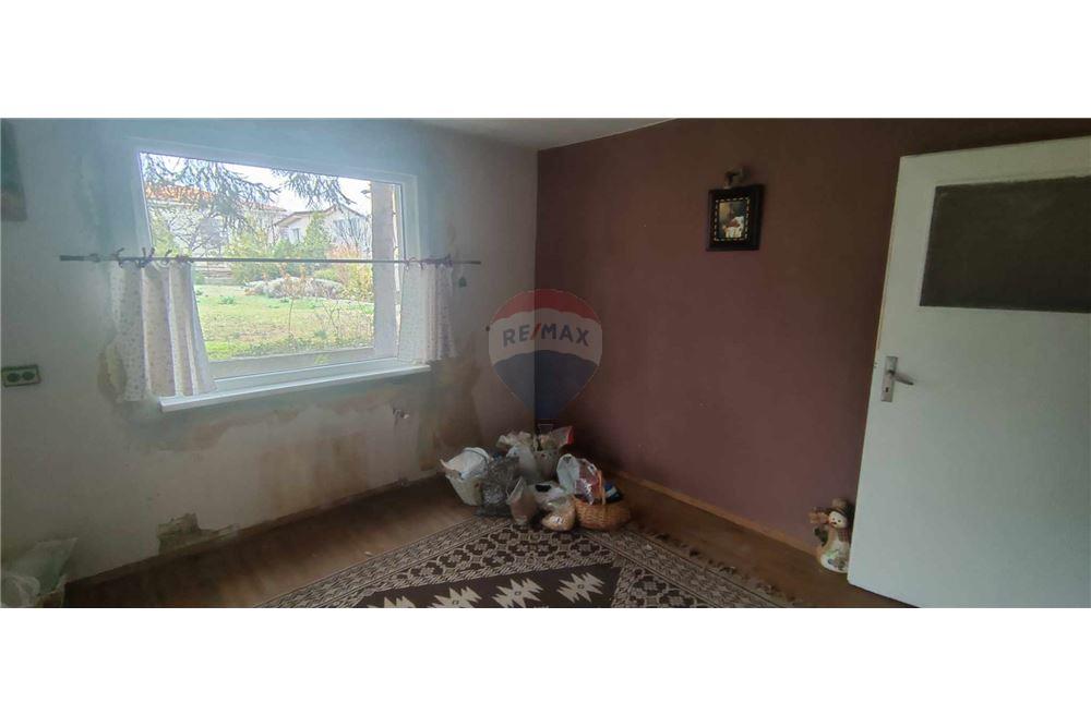 Етаж от къща - За продажба - с. Белащица, Област Пловдив, България - 17 - 360261008-100