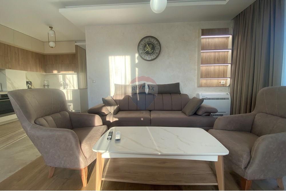 Апартамент - Под наем - к.к. Св. Св. Константин и Елена, Област Варна, България - IMG_2500.jpg - 360511011-18