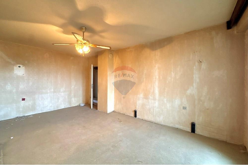 Апартамент - За продажба - гр. Русе, Област Русе, България - FullSizeRender-3.JPEG - Всекидневна - 360451033-98