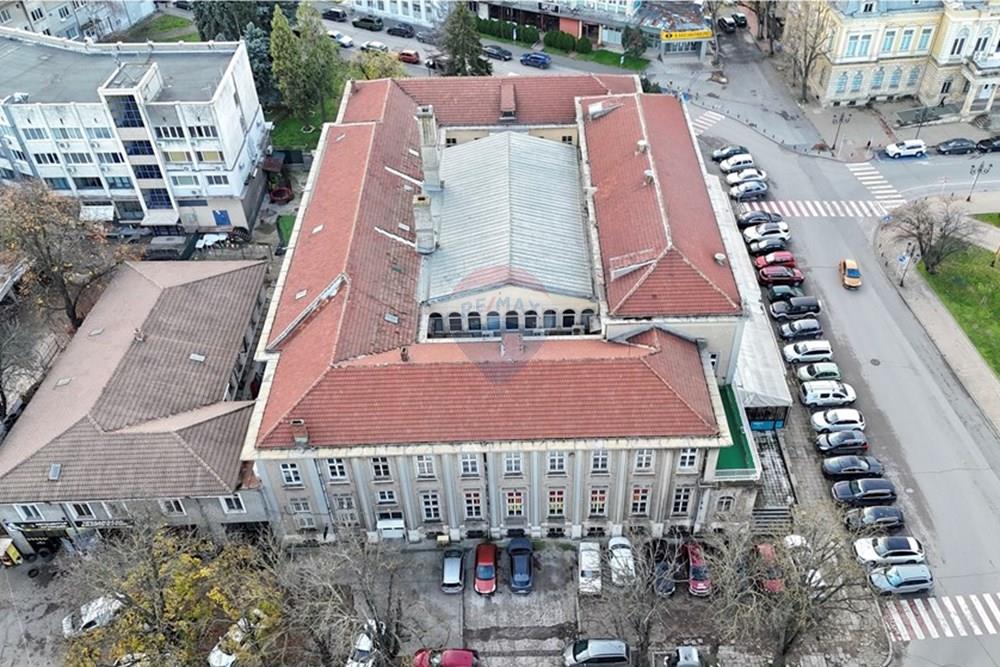 Офис сграда - Под наем - гр. Русе, Област Русе, България - dji_fly_20251204_153336_0744_1765885383962_photo.JPEG - 360451033-113