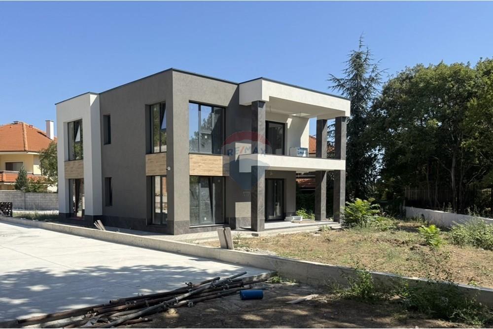 टाउन हाउस - बिक्री के लिए - м-т Манастирски рид, Област Варна, България - 0-02-05-c37693022dbcb70f2087229881ed65aceefa94496fd8b1ae88c5a4df6ff235ca_1280877ba2a3343b.jpg - 360481026-16