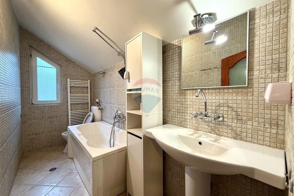 Градска къща - За продажба - гр. Горна Оряховица, Област Велико Търново, България - viber_изображение_2026-02-01_12-20-46-460.jpg - 360431008-421