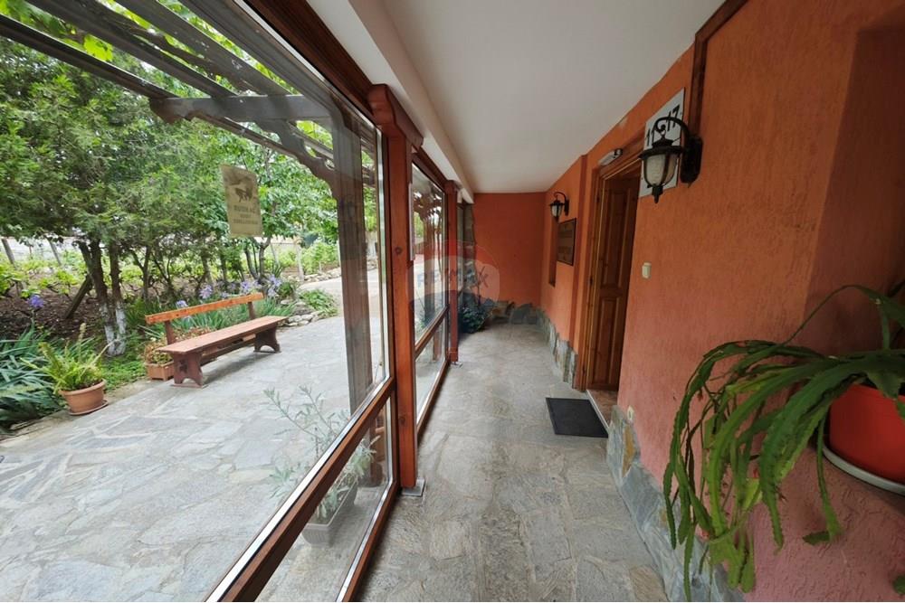 Хотел - За продажба - гр. Каварна, Област Добрич, България - viber_изображение_2025-06-07_13-54-01-776.jpg - 360391052-15