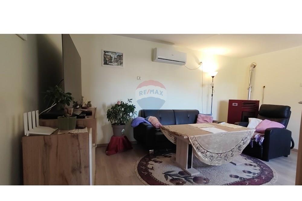 Case a schiera - In vendita - гр. Балчик, Област Добрич, България - IMG_20250909_120135.jpg - 360331026-33