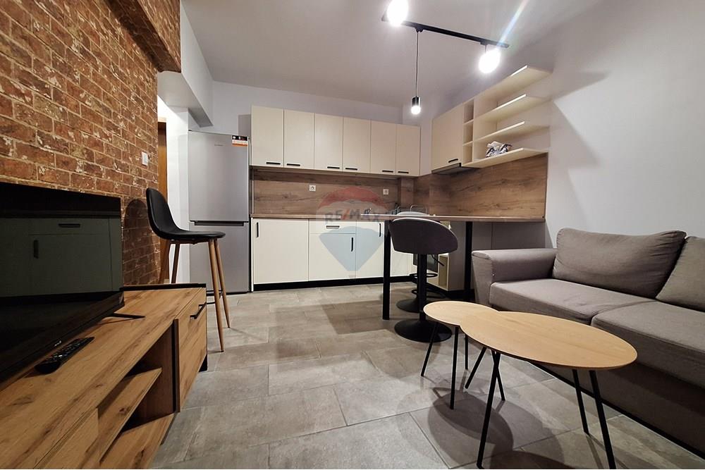 Апартамент - Под наем - гр. Варна, Област Варна, България - 20251208_134416.jpg - Всекидневна/Трапезария - 360321033-166