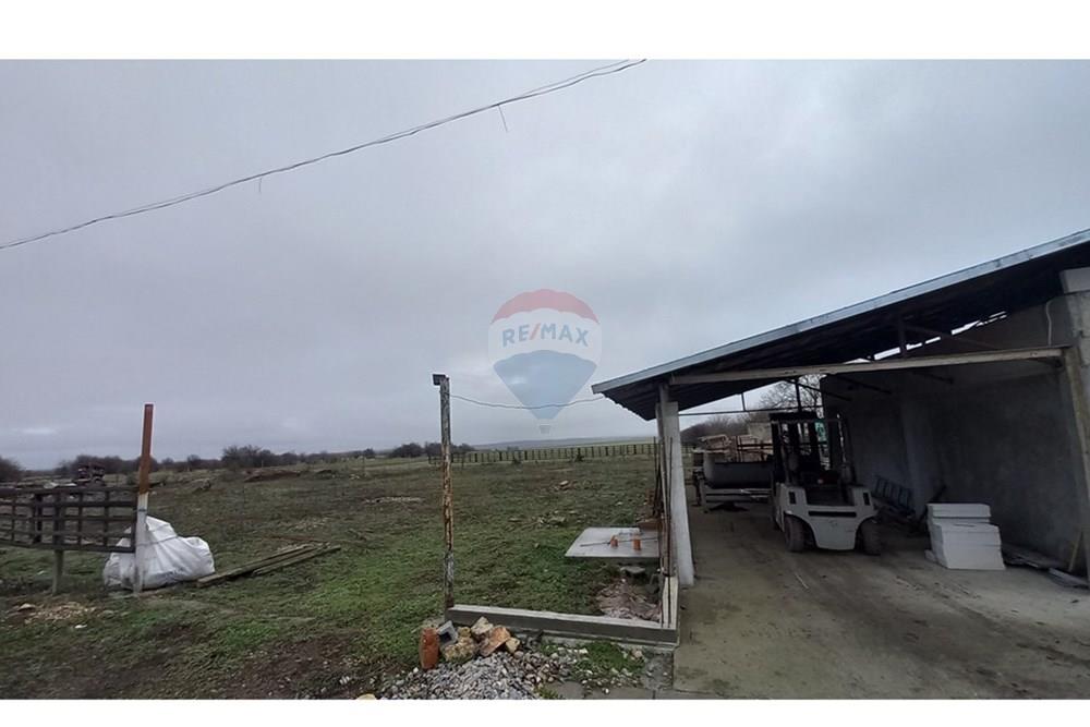 Индустриален имот - За продажба - с. Хърсово, Област Разград, България - 20260127_094132.jpg - 360491001-93