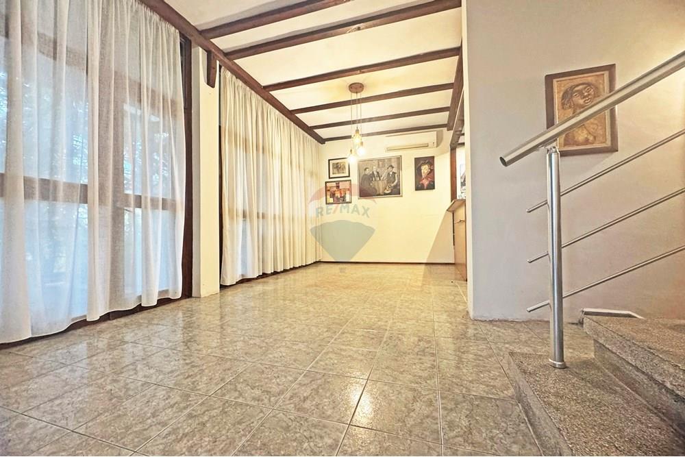 Градска къща - За продажба - м-т Манастирски рид, Област Варна, България - 3_VillaBoro.jpg - 360331037-11