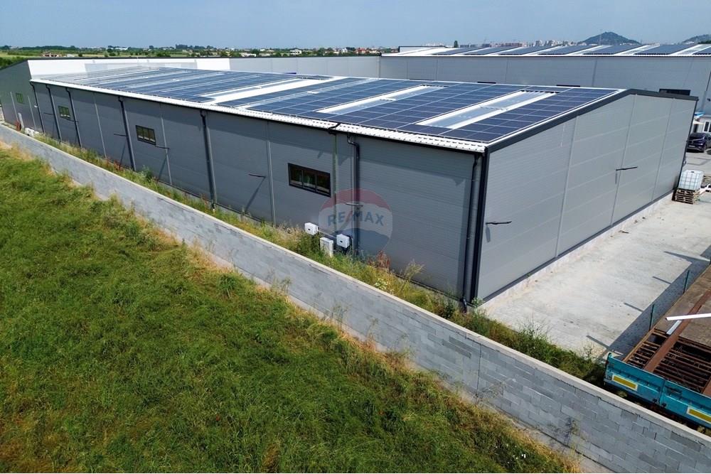 Индустриална сграда - Под наем - гр. Пловдив, Област Пловдив, България - Untitled-1.jpg - 360561012-213