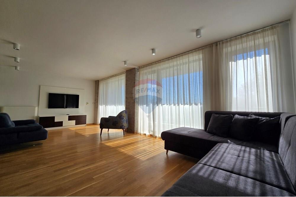 Butas - Parduodama - гр. Варна, Област Варна, България - 4.jpg - 360471023-37