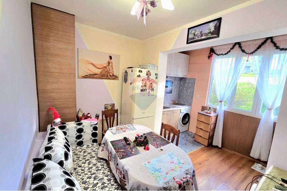 Апартамент - Под наем - гр. Варна, Област Варна, България - viber_image_2025-12-23_22-31-02-966.jpg - Всекидневна - 360511018-26