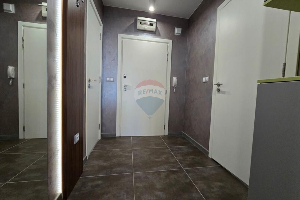 Butas - Parduodama - гр. Варна, Област Варна, България - 20250123_152051.jpg - 360471023-37