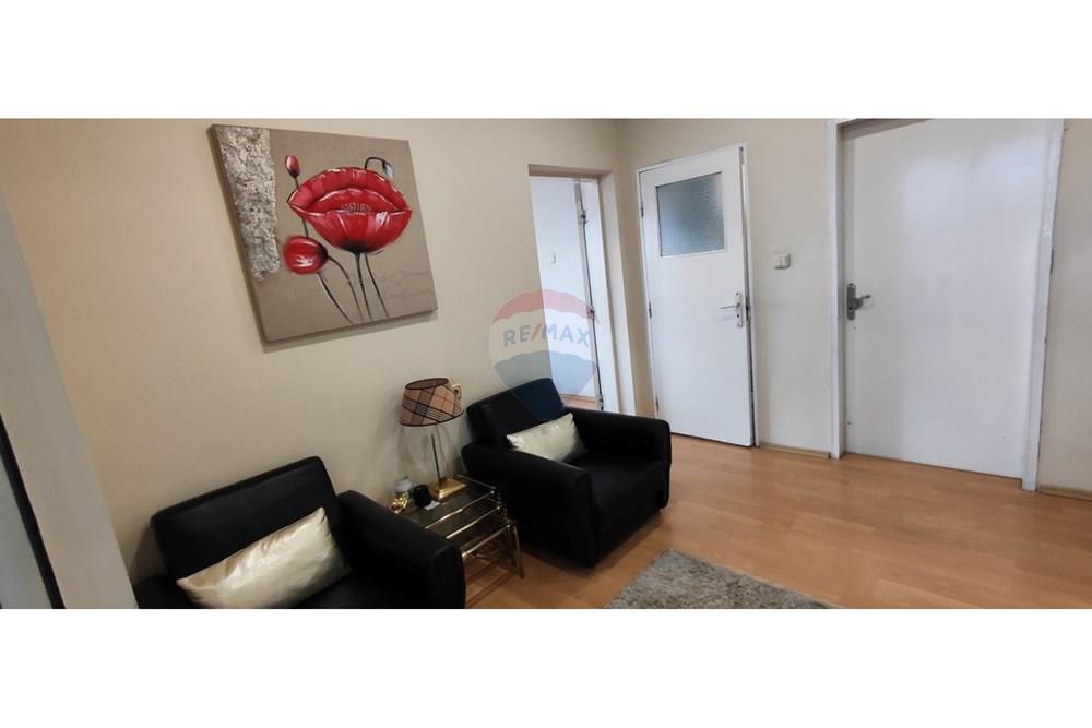 Градска къща - За продажба - гр. Аксаково, Област Варна, България - 6.jpg - 360301003-185