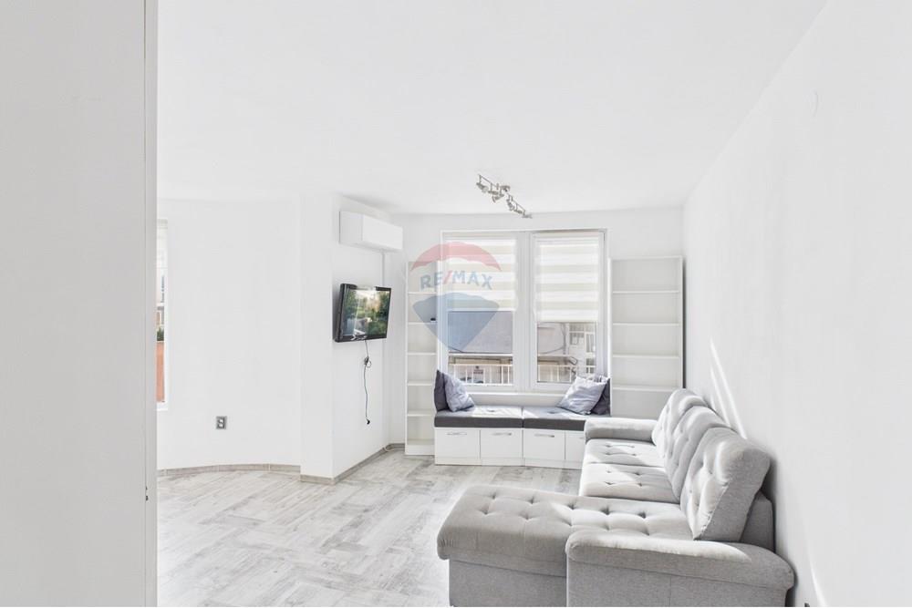 Апартамент - Под наем - гр. Варна, Област Варна, България - CAM02224G0-PR0282-STILL001.jpg - Всекидневна - 360471029-15