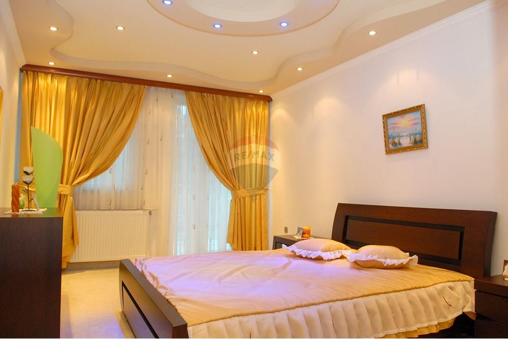 Индустриална сграда - За продажба - гр. Сандански, Област Благоевград, България - 2007-11-27 03.45.52.jpg - 360561012-187