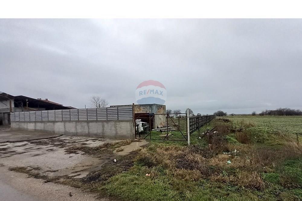 Индустриален имот - За продажба - с. Хърсово, Област Разград, България - 20260127_095321.jpg - 360491001-93