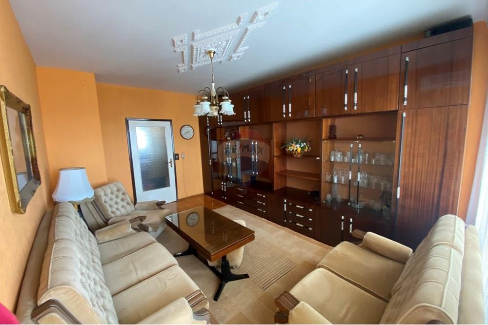 Апартамент - Под наем - гр. Варна, Област Варна, България - viber_image_2025-11-24_13-41-26-381.jpg - Всекидневна - 360511011-11