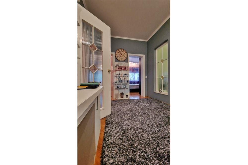 Апартамент - За продажба - гр. Пловдив, Област Пловдив, България - ВЕСТИБЮЛ - 360261007-211