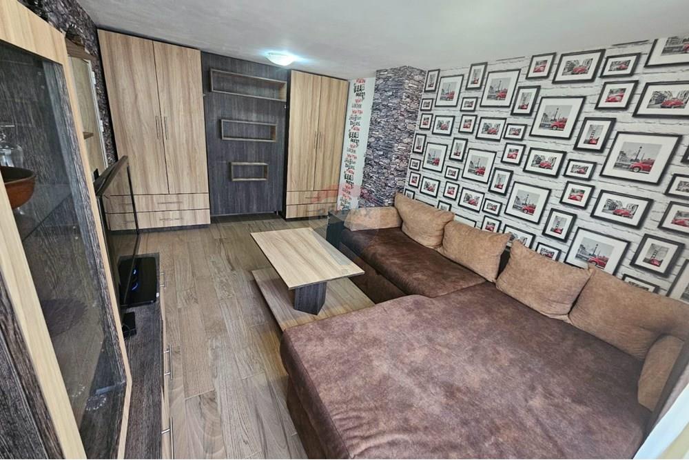 Апартамент - За продажба - гр. Варна, Област Варна, България - Изображение от WhatsApp на 2025-11-04 в 13.01.56_0d877d89.jpg - Всекидневна/Трапезария - 360511013-85