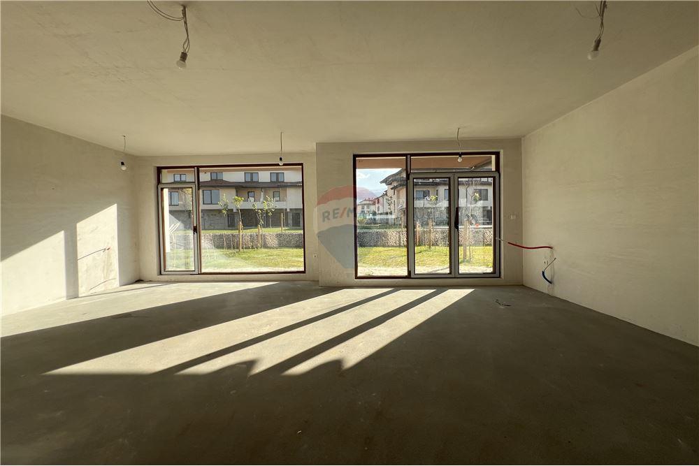 Градска къща - За продажба - гр. София, Област София град, България - 46 - 360241007-97