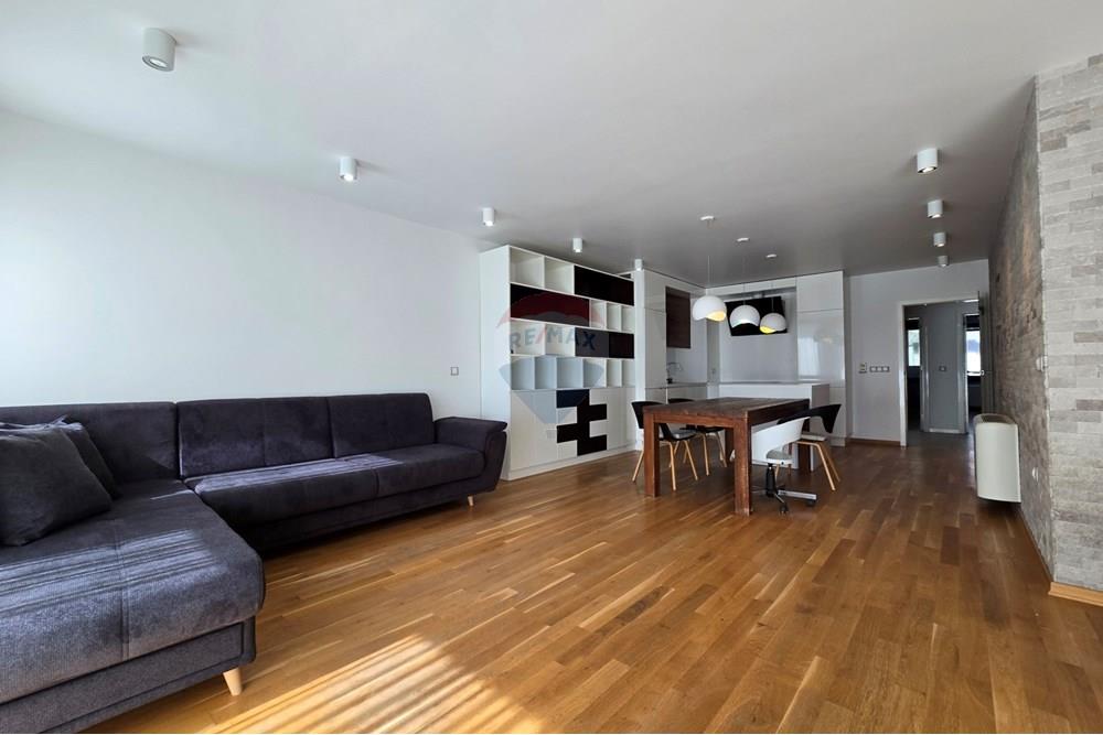 Butas - Parduodama - гр. Варна, Област Варна, България - 2.jpg - 360471023-37