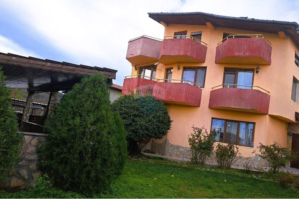 Градска къща - Под наем - гр. Варна, Област Варна, България - 46.jpg - 360301012-101