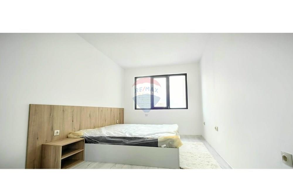 Апартамент - За продажба - гр. Варна, Област Варна, България - viber_изображение_2025-10-29_15-32-34-707.jpg - Родителска спалня - 360511010-93