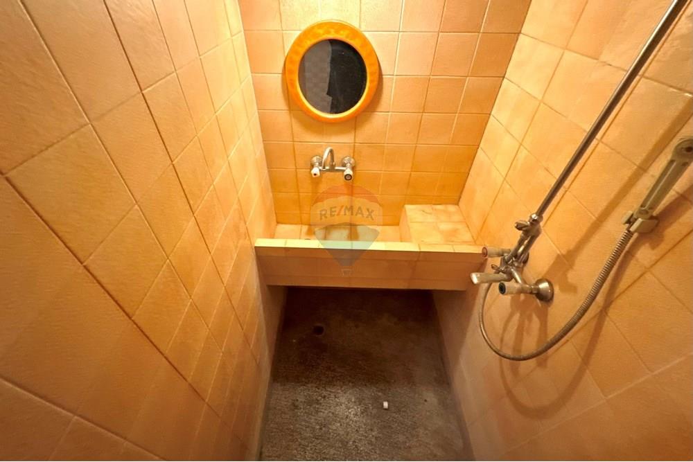 Апартамент - За продажба - гр. Русе, Област Русе, България - FullSizeRender-2.JPEG - Баня - 360451033-98