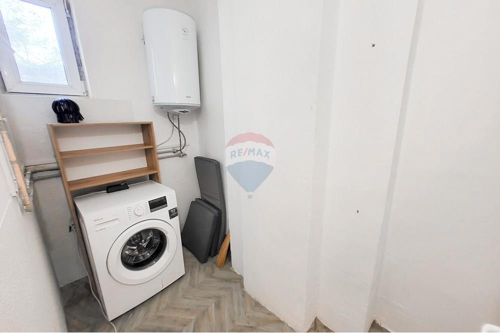 Апартамент - Под наем - гр. Варна, Област Варна, България - 20251211_113900.jpg - Килер - 360471029-15