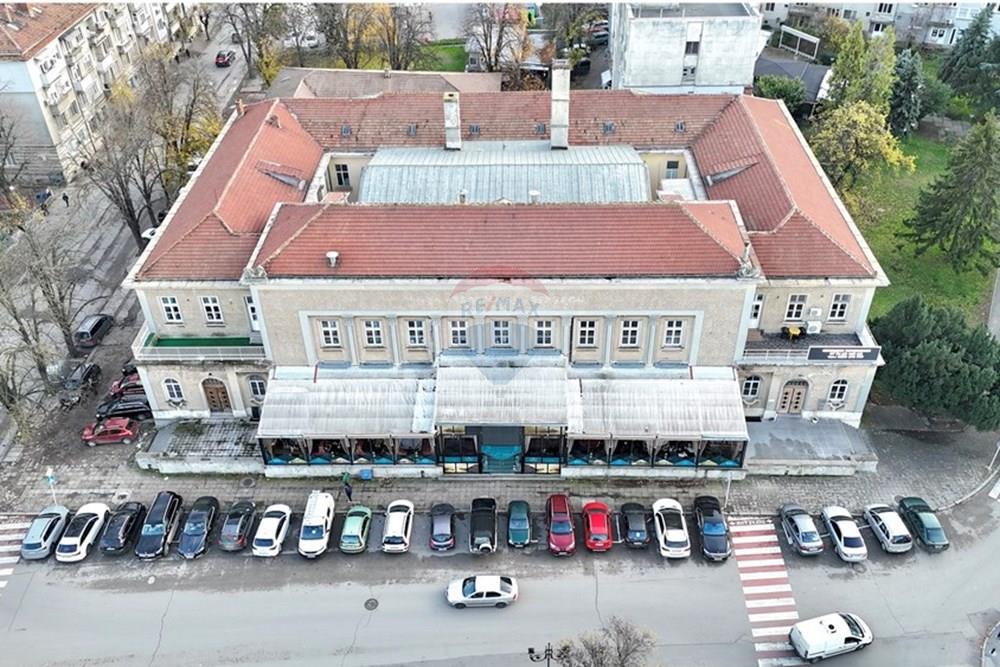 Офис сграда - Под наем - гр. Русе, Област Русе, България - dji_fly_20251204_152546_0734_1765885482507_photo.JPEG - 360451033-113