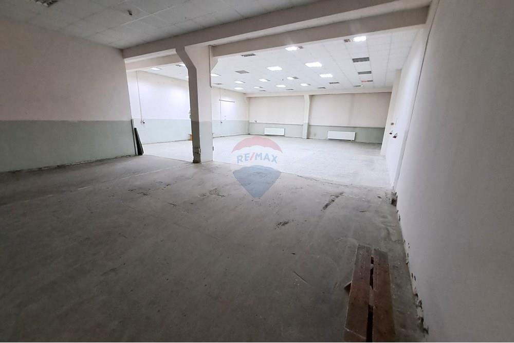 Индустриална сграда - Под наем - гр. Русе, Област Русе, България - 20251021_140821.JPG - 360451036-38