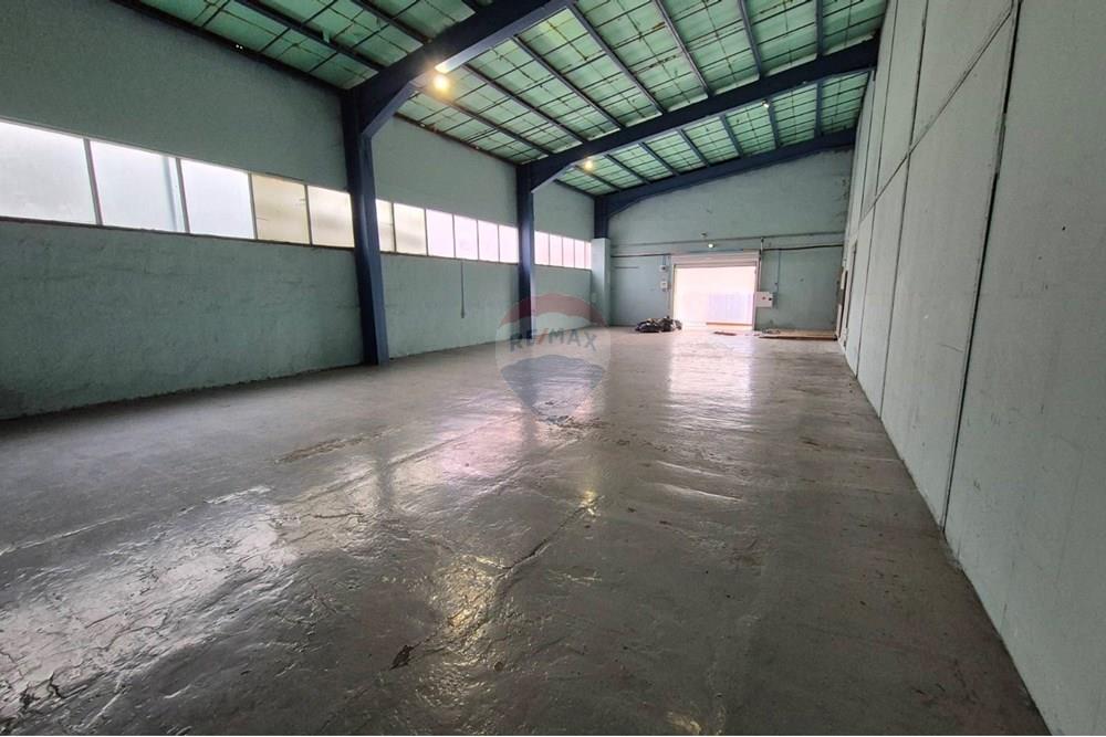 Индустриален имот - Под наем - гр. Велико Търново, Област Велико Търново, България - viber_изображение_2025-12-10_09-37-41-092.jpg - 360431025-21