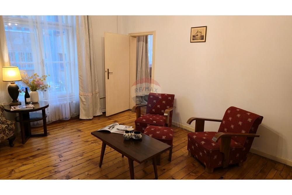 Апартамент - Под наем - гр. София, Област София град, България - 20251029_145951.jpg - Всекидневна - 360501004-116