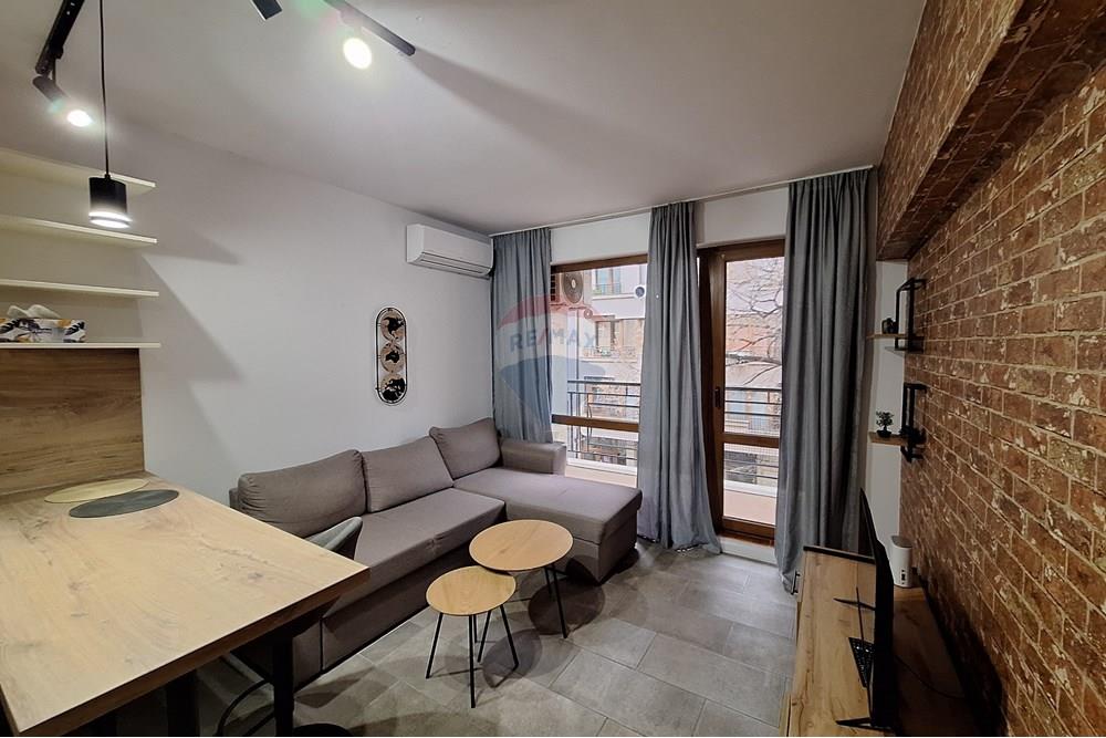 Апартамент - Под наем - гр. Варна, Област Варна, България - 20251208_134509.jpg - Всекидневна/Трапезария - 360321033-166