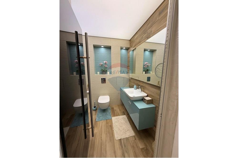 Апартамент - За продажба - гр. Варна, Област Варна, България - viber_image_2025-10-10_11-15-15-369.jpg - Тоалетна - 360481026-17
