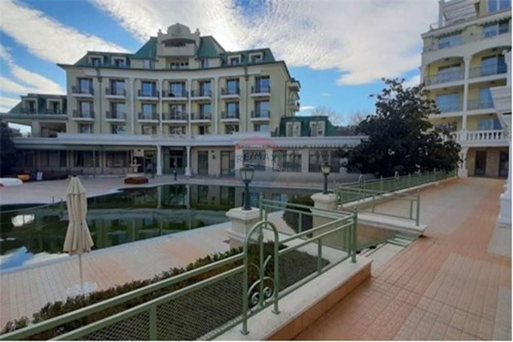 Апартамент - Под наем - к.к. Св. Св. Константин и Елена, Област Варна, България - 1111111.jpg - 360391035-50